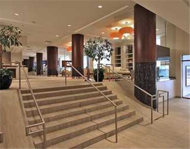 Отель DoubleTree by Hilton Silver Spring