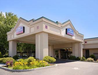 Отель Howard Johnson Hotel Yakima