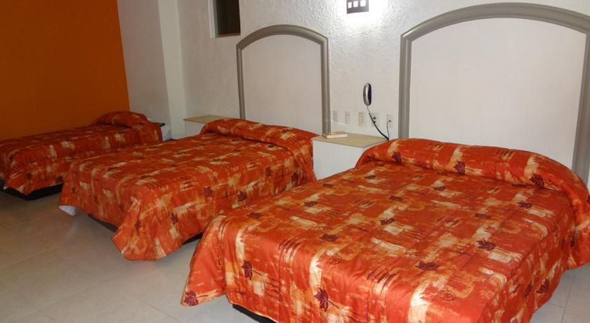 Отель Hotel Rivoli