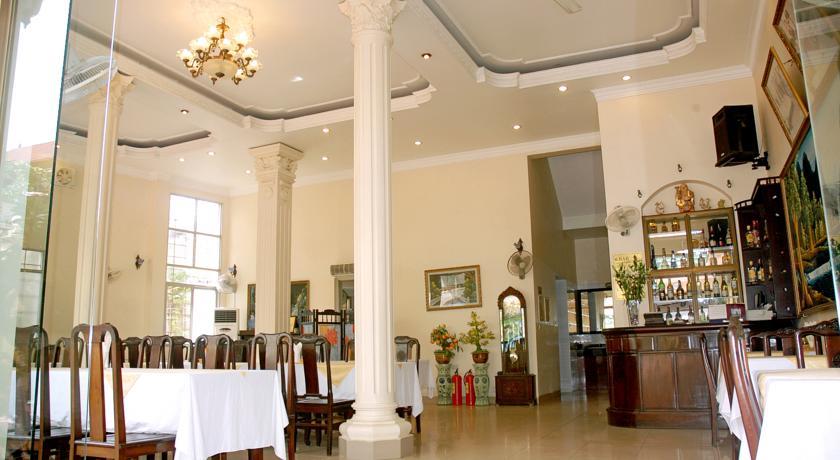 Отель Thuy Anh Hotel