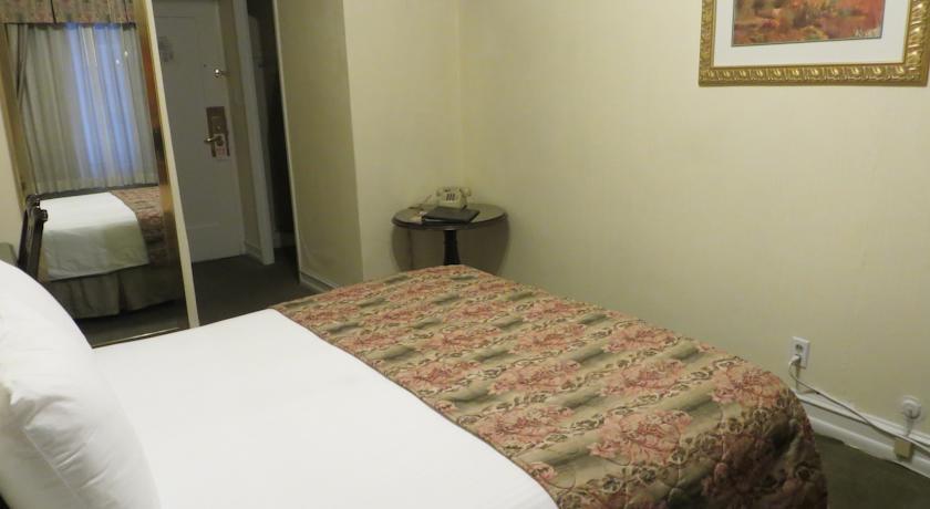 Отель Hotel San Carlos