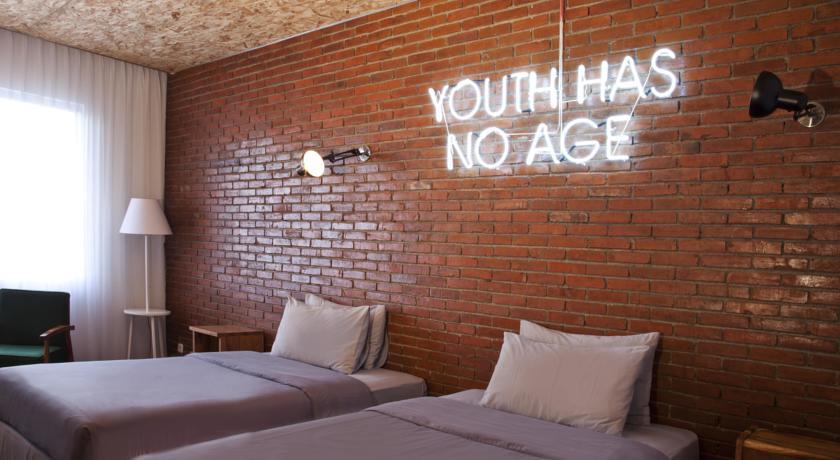 Отель Stevie G Hotel Bandung