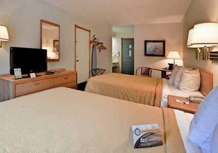 Отель Quality Inn By The Bay