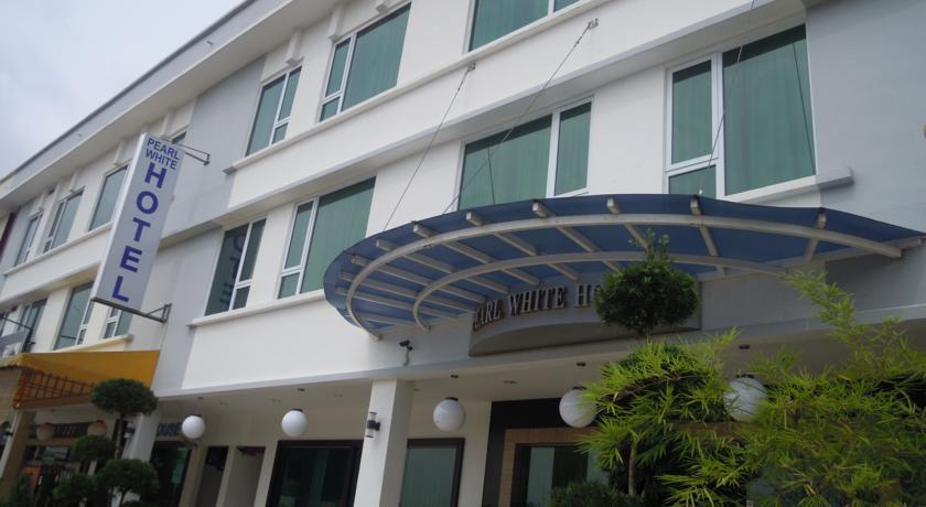Отель Pearl White Hotel