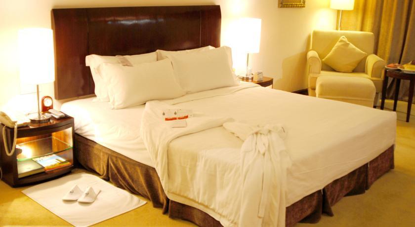 Отель Grand Metropark Wanshi Hotel