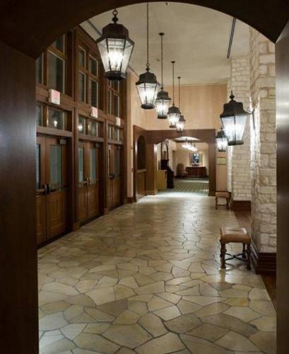 Отель Lakeway Resort And Spa