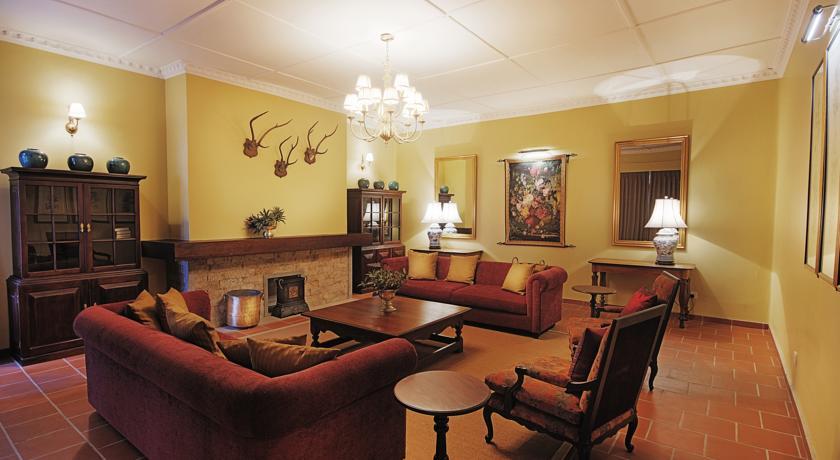 Отель Mandira Strathdon Bungalow