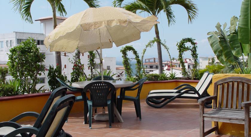 La Terraza Inn