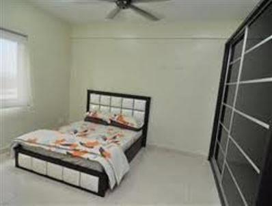 Отель Homestay Rizal @ Dataran Otomobil Seksyen 15