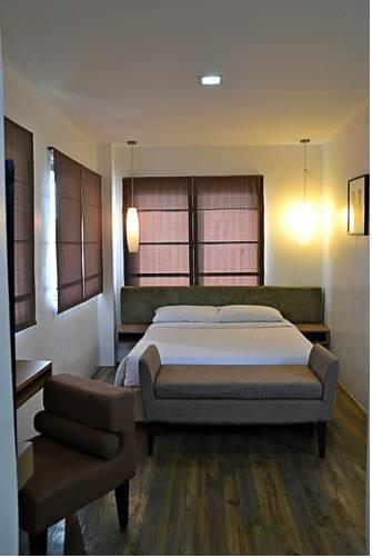 Villas at the Enclave