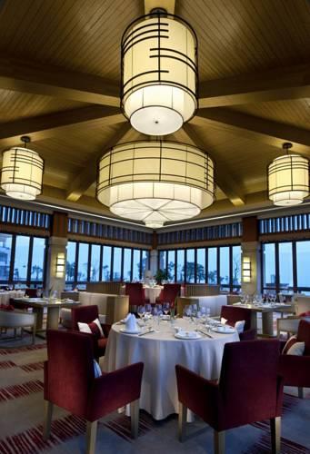 Отель Boao State Guesthouse (Managed by New Century Hotels & Resorts)