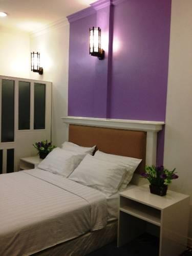 Отель Borneo Cove Hotel