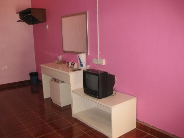 Отель Pantai Tengah Beach Inn