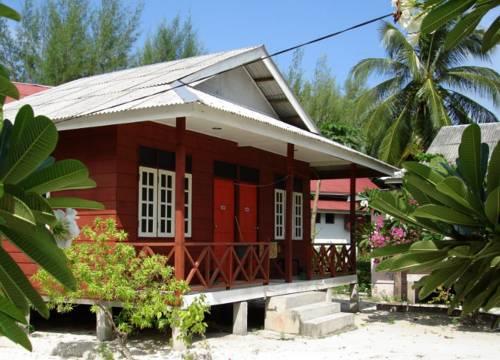 Отель Fauna Beach Chalet