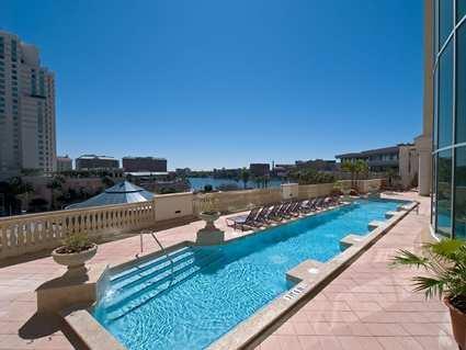 Отель Embassy Suites Tampa Downtown Convention Center