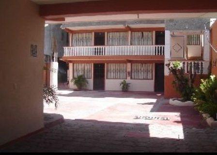 Hotel y Bungalows Olivares