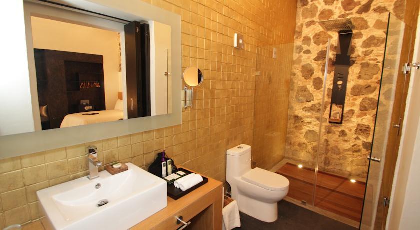 Отель Hotel Boutique MO17