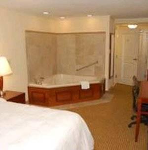 Отель Hilton Garden Inn Bowling Green
