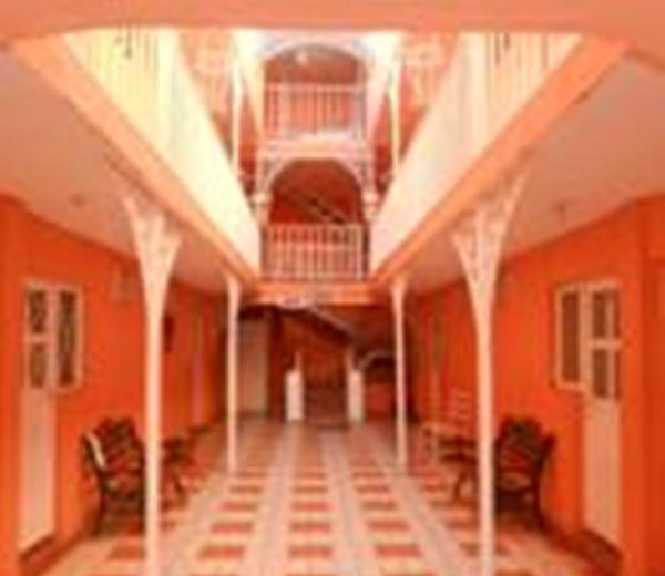 Отель Hotel Tovar 1