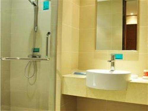 Отель Hotel City Comfort Inn