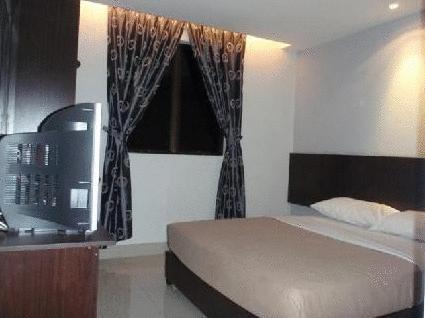 Отель Tiong Nam Hotel