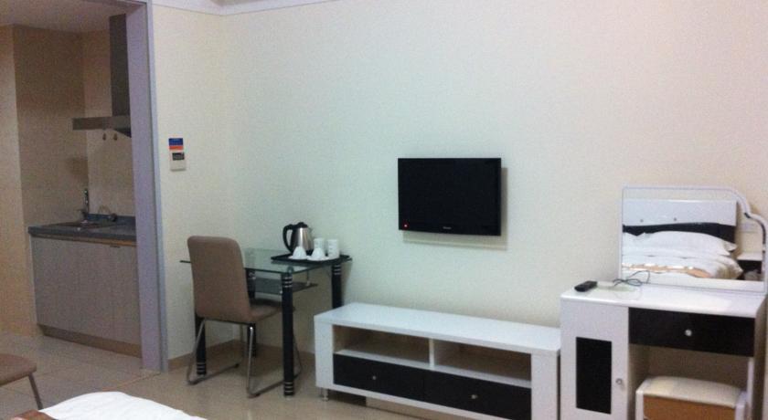 Ningbo 48 Carat City Core Apartment Hotel