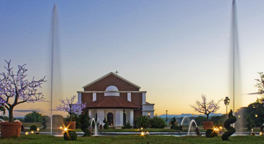 Отель Plaza del Norte Hotel and Convention Center