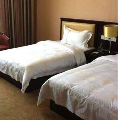 Guangzhou Shenglong Hotel(Nanzhan)