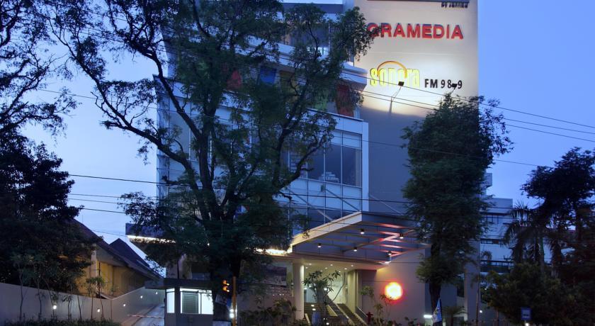 Отель Amaris Hotel Pemuda Semarang