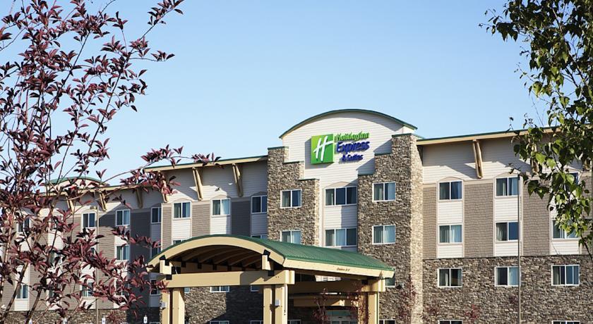 Отель Holiday Inn Express & Suites Fairbanks