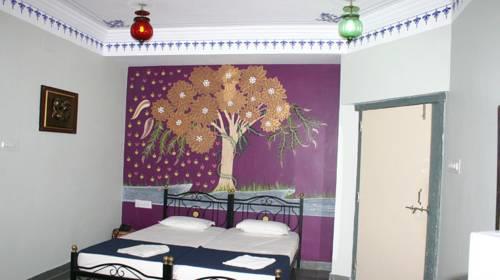 Отель Udai Niwas Hotel
