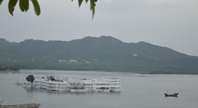 Гостевой дом Lake View Paying Guesthouse