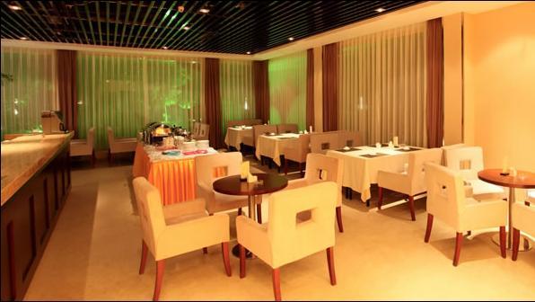 Отель Gao Chun Palace Garden Hotel