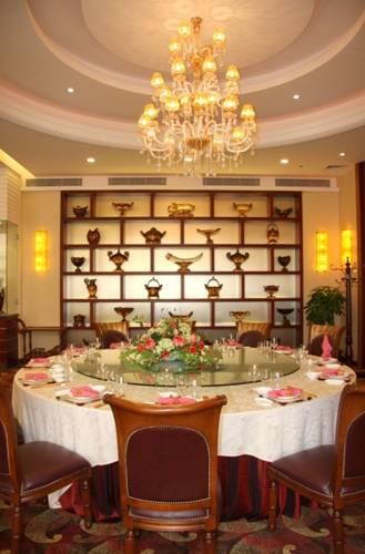 Отель Taishan Country Garden Phoenix Hotel