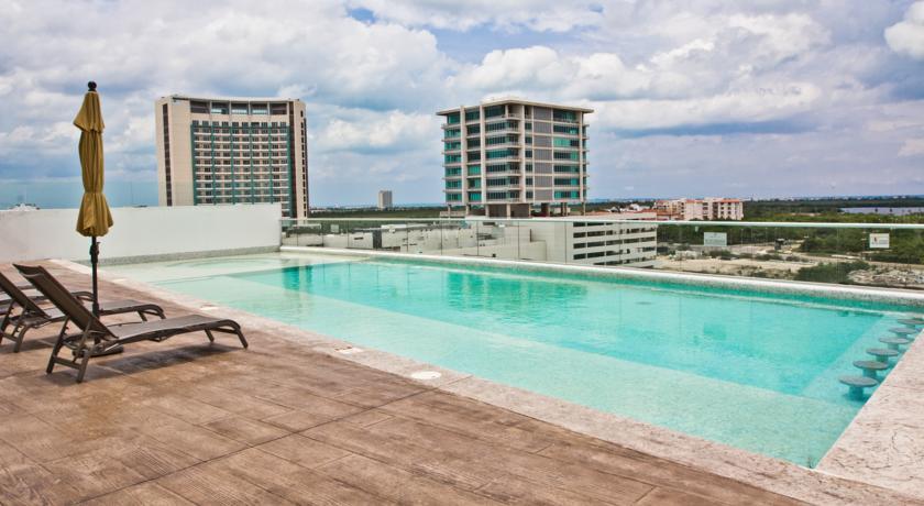 Barcelona Tower Suites