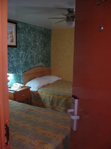 Отель Hotel Del Rio Inn