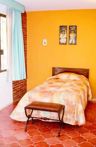 Отель Hotel Garza Canela