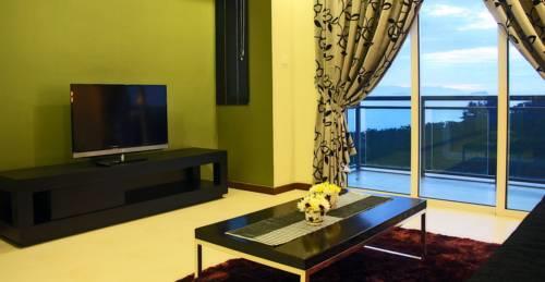 Апартаменты Batik Sanctuary Over Santubong