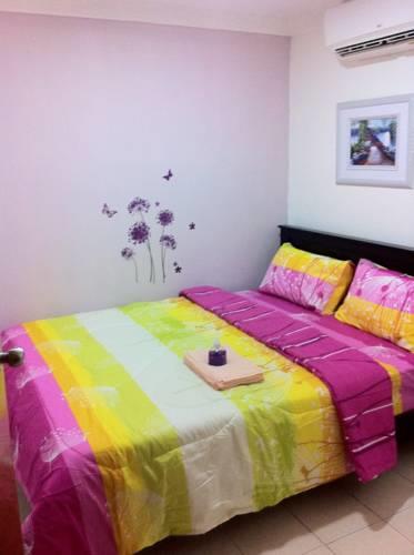 Отель Funky House Guesthouse