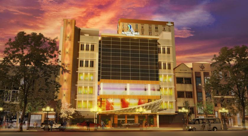 Отель Aerotel Smile Makassar