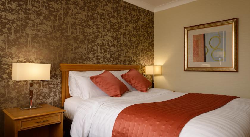 Отель Cedar Court Hotel Huddersfield & Halifax