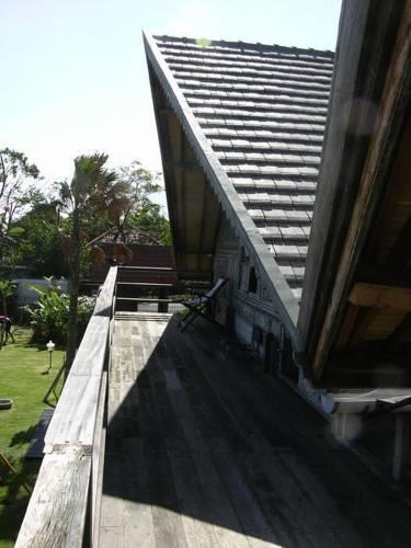 Villa Sumatra Kayu