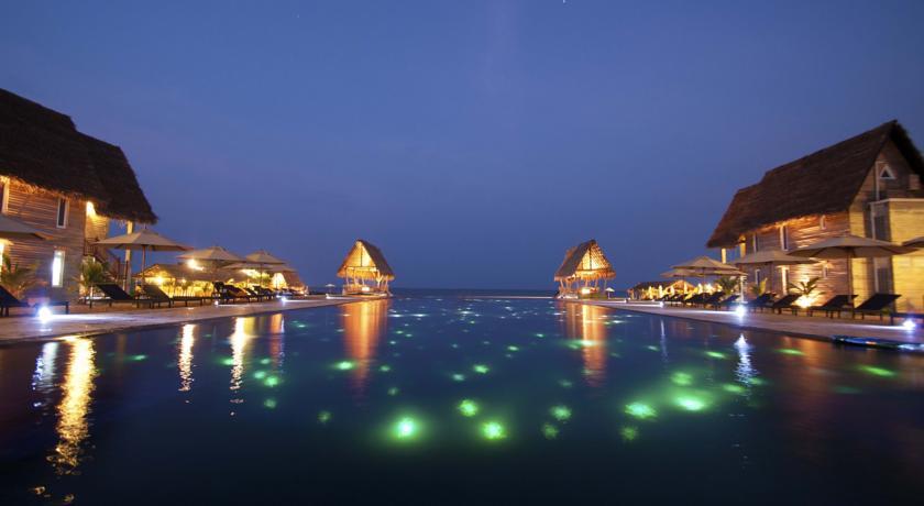 Отель Maalu Maalu Resorts & Spa
