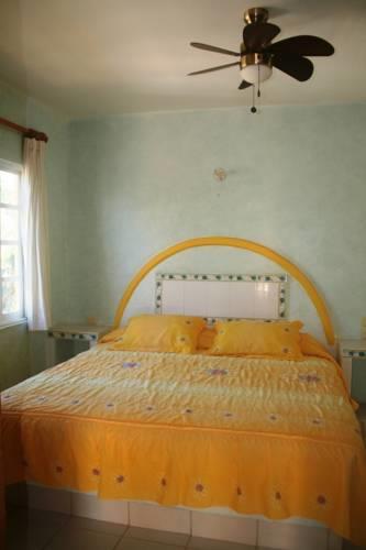 Отель Bungalows House Pianpianito
