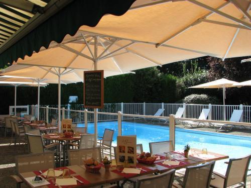 Отель Mercure Paris Sud Les Ulis-Courtaboeuf