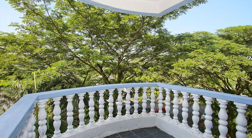 Отель Sanctuary Resort