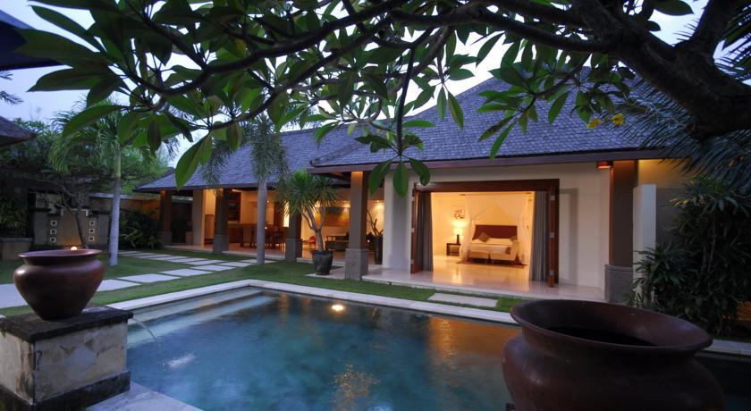 Отель Grand Avenue Bali
