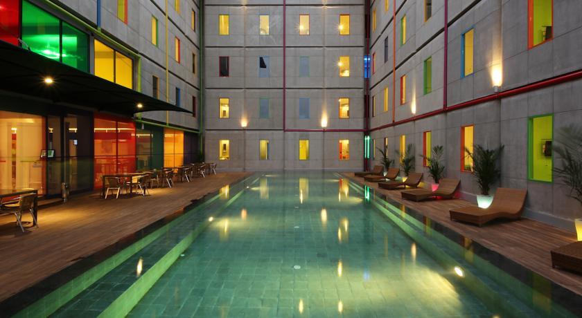 Отель POP! Hotel Kuta Beach