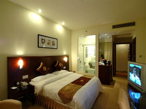 Отель Oasis Hotel