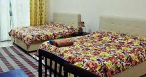 Отель Budget Homestay @ Taman Tasik Utama 2